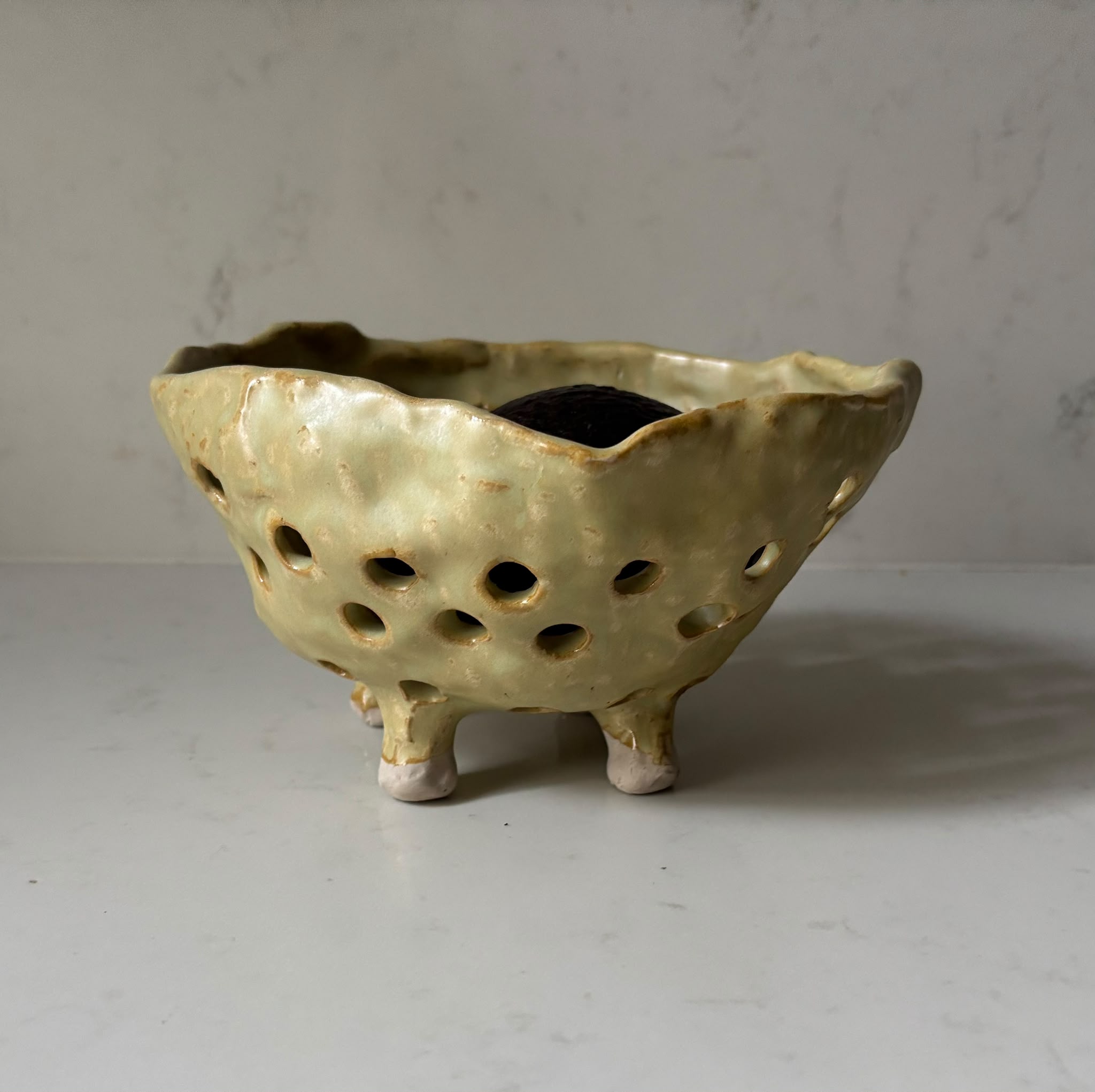 A. Mills Clay Colanders