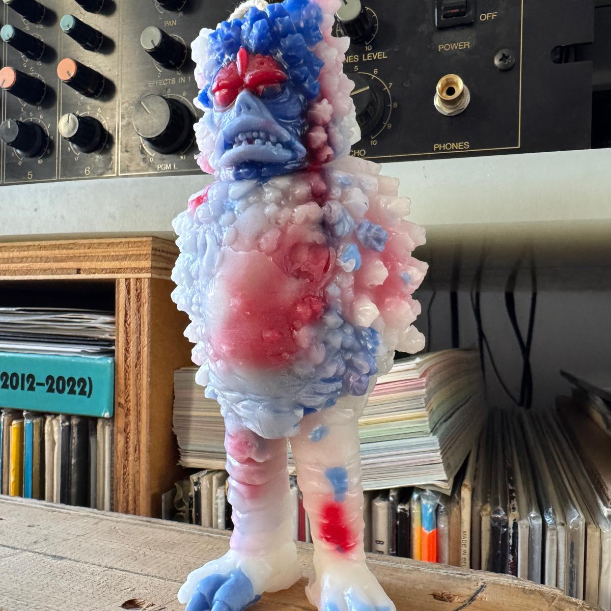 Garamon Candle by Keetja Allard